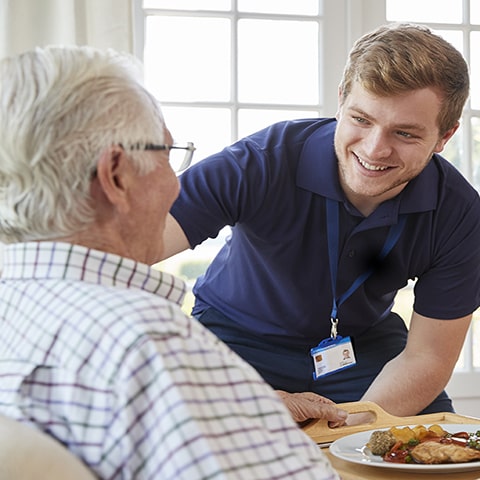 Les trois jours après un AVC : ce que vous devez savoir, symptômes à surveiller, soins immédiats, suivi médical et conseils pour seniors en 2025