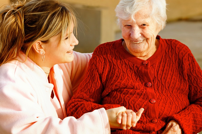 Ostéoporose : modes d’hébergement adaptés, maisons de repos, résidences spécialisées, aménagements accessibles et conseils pour seniors en 2025