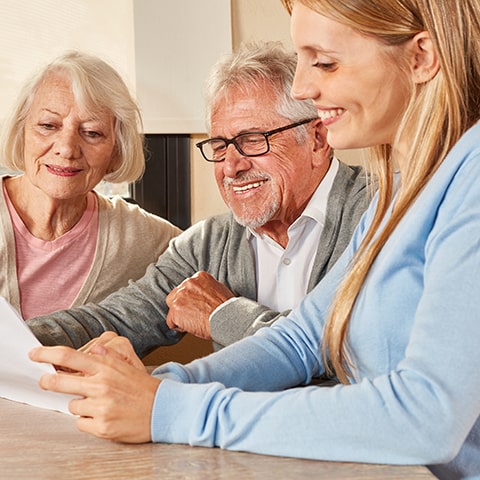 Modes de protection juridique de la personne âgée : tutelle, curatelle, administration provisoire, mandat de protection extrajudiciaire et accompagnement des seniors en 2025