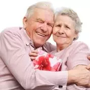 Alzheimer : pourquoi certains résidents mangent très lentement ?